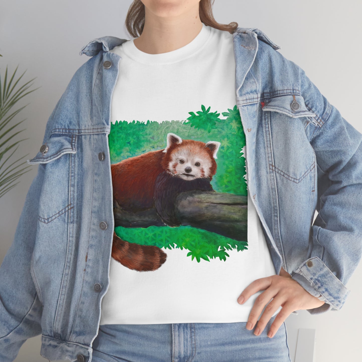 Red Panda.                                                  Unisex Heavy Cotton Tee - Lenzart