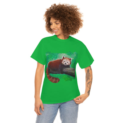 Red Panda.                                                  Unisex Heavy Cotton Tee - Lenzart