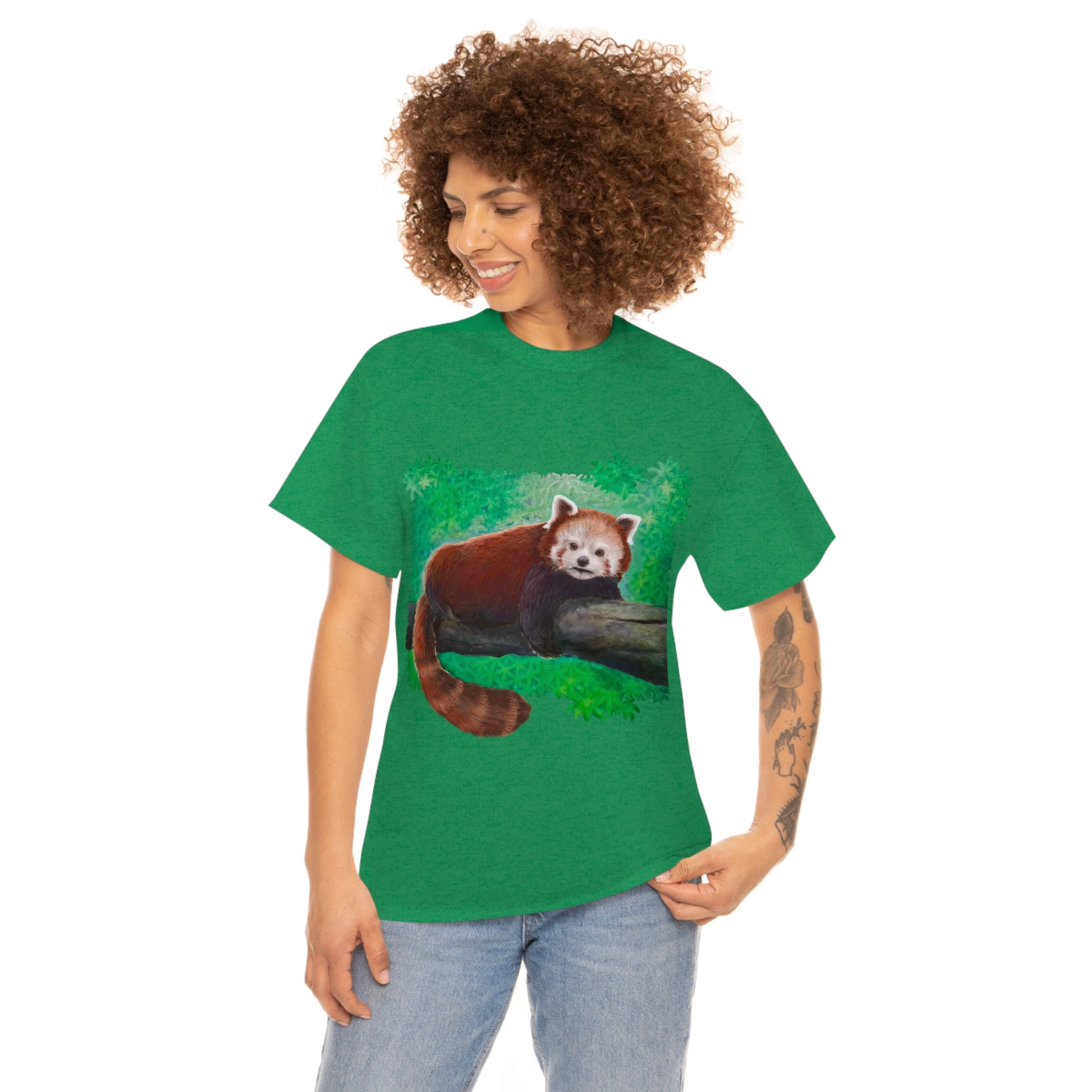Red Panda.                                                  Unisex Heavy Cotton Tee - Lenzart