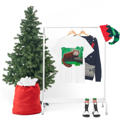 Red Panda.                                                  Unisex Heavy Cotton Tee - Lenzart