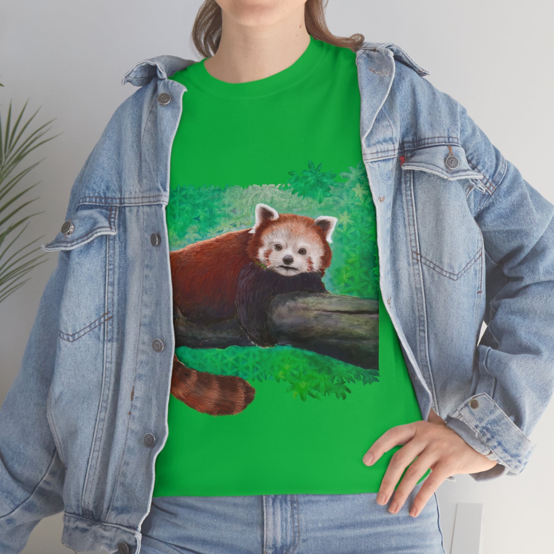 Red Panda.                                                  Unisex Heavy Cotton Tee - Lenzart